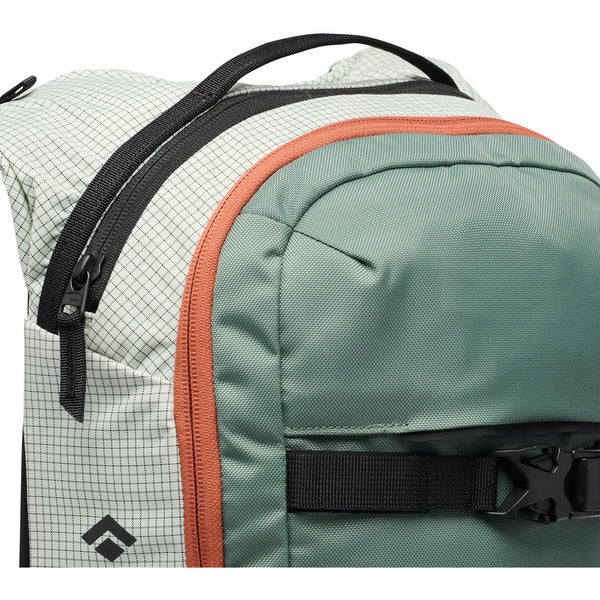 Black Diamond Dawn Patrol 15, S/M (hellgrün/schwarz, 15 Liter)