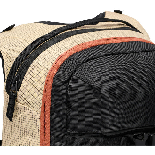 Black Diamond Dawn Patrol 15, S/M (beige/schwarz, 15 Liter)