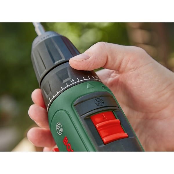 Bosch Powertools Akku-Bohrschrauber UniversalDrill 18V (grün/schwarz, Li-Ionen Akku 1,5Ah, Koffer, POWER FOR ALL ALLIANCE)