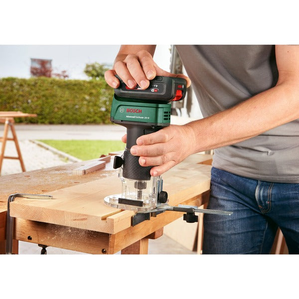 Bosch Powertools Akku-Oberfräse AdvancedTrimRouter 18V-8 (grün/schwarz, ohne Akku und Ladegerät, POWER FOR ALL ALLIANCE)
