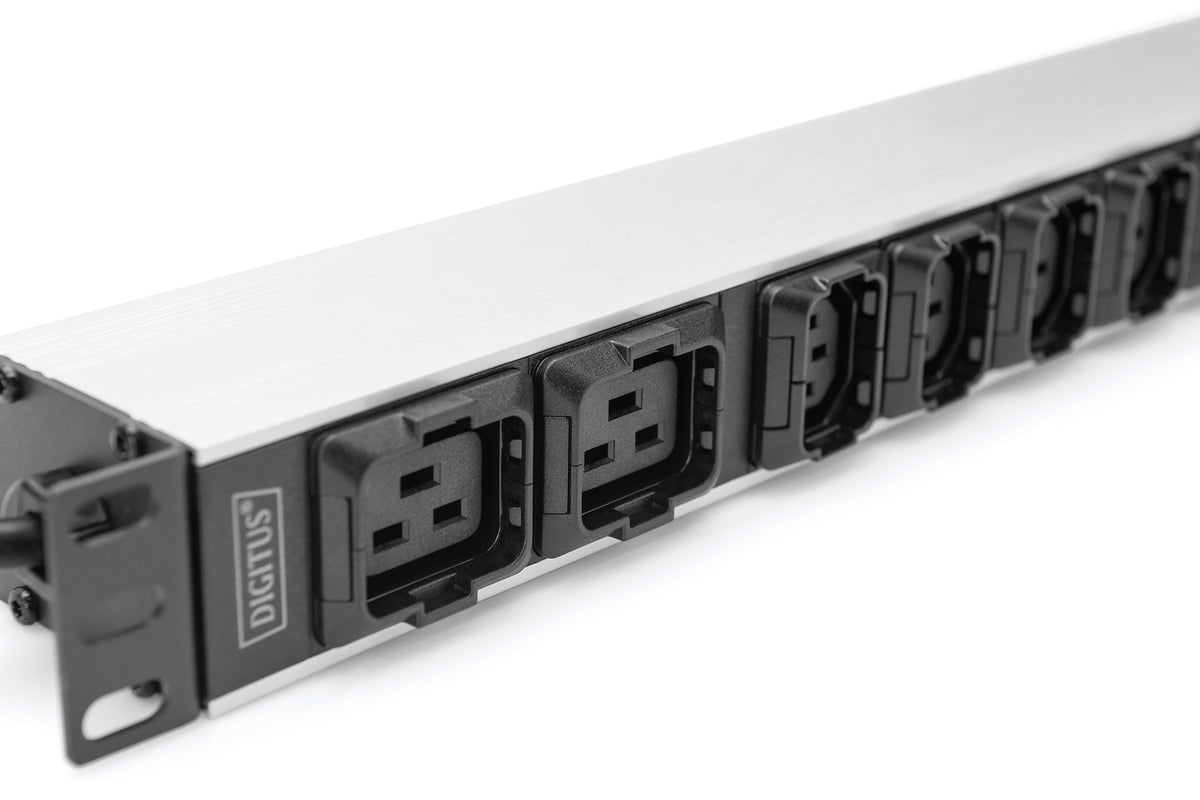 DIGITUS PDU 1HE 8xC13 2xC19 Ausgänge 230V/16A schwarz