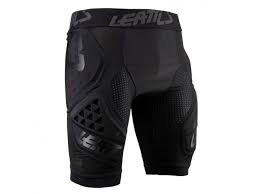 Spodenki z ochraniaczem LEATT Impact Shorts 3DF 3.0 rozmiar M, czarne