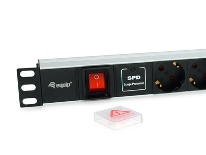 Equip 19" Steckdosenleiste CEE7/7 90°->7xSchuko+Switch  Alu.