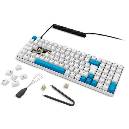 Sharkoon SKILLER SGK50 S2 PBT (weiß, DE-Layout, Gateron G Pro 3.0 Yellow)