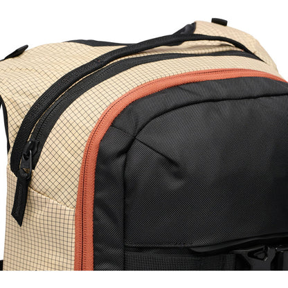 Black Diamond Dawn Patrol 15, M/L (beige/schwarz, 15 Liter)