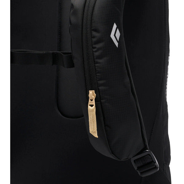 Black Diamond Dawn Patrol 15, M/L (schwarz, 15 Liter)