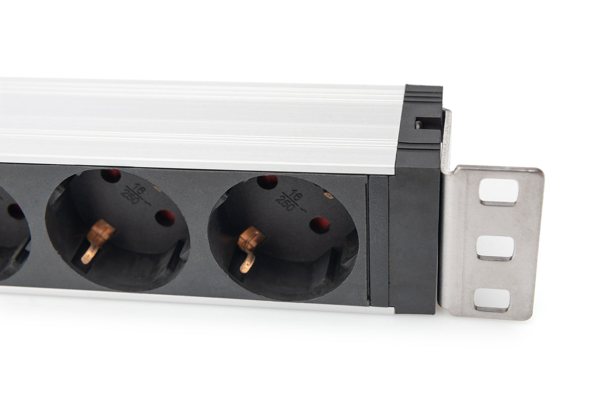 DIGITUS PDU 1HE   5x Schuko 16A Ausgänge 230V/16A schwarz