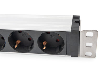 DIGITUS PDU 1HE   5x Schuko 16A Ausgänge 230V/16A schwarz