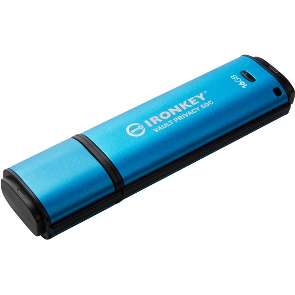 Kingston IronKey Vault Privacy 50 16 GB (hellblau/schwarz, USB-C 3.2 Gen 1)