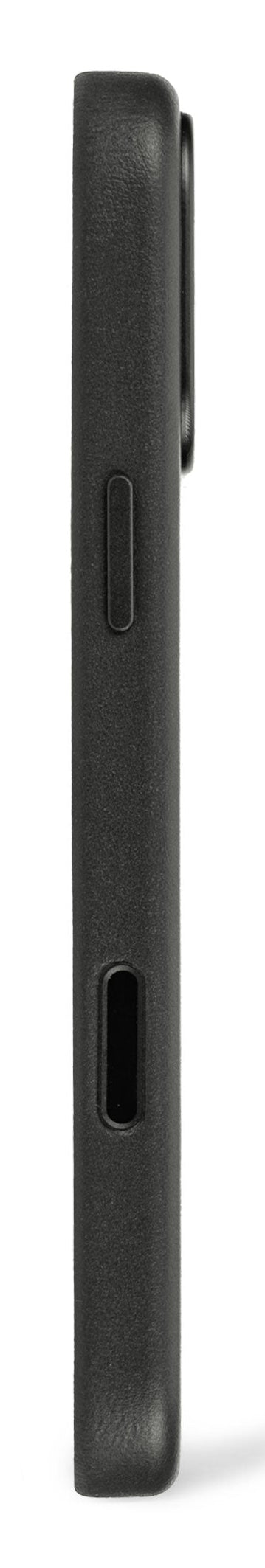 Decoded Black Leather Backcover for iPhone 17 Pro Max