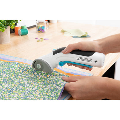 Black + Decker BCRC115 Cordless Universal Cutter