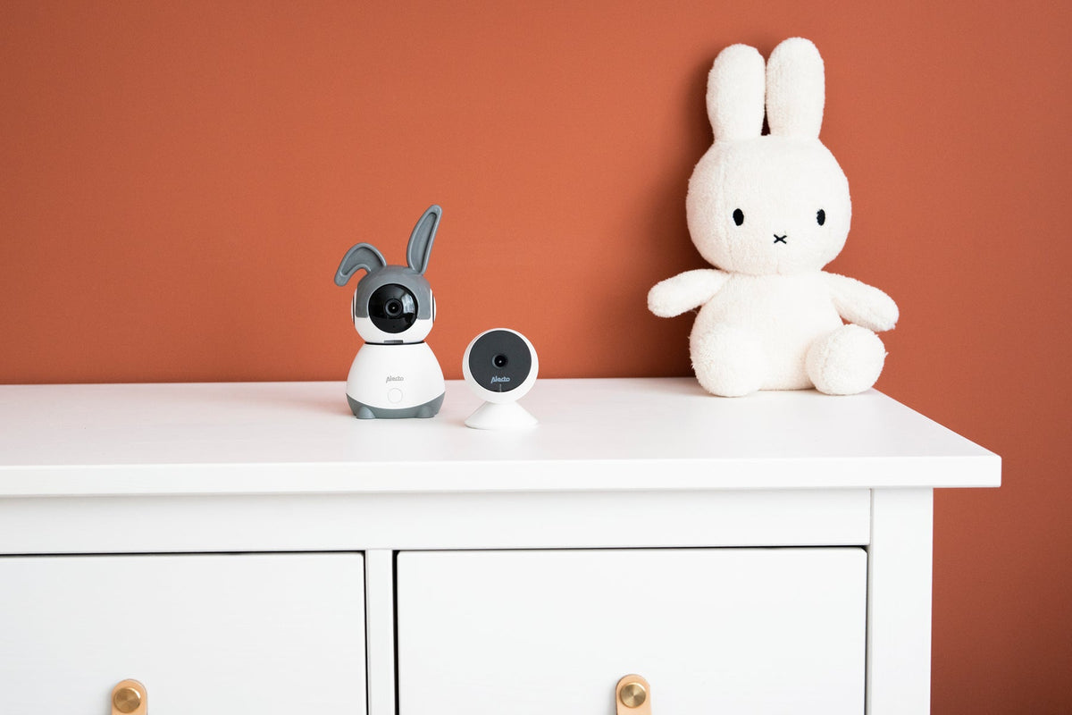 Alecto SMARTBABY5 WiFi Baby Monitor with Camera, White