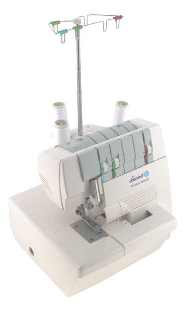ŁUCZNIK OVERLOCK 820D-3