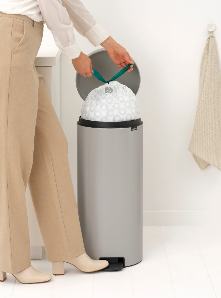 Brabantia Treteimer Newicon 30 L Soft Grey