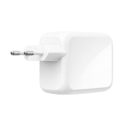 Belkin BOOST Charge Pro 67W Dual GaN Charger with Retractable Cable, White WCH022kqWH