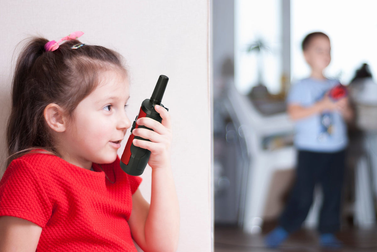 Alecto Walkie Talkie Set of 2 for Kids, range 7 km, red/black