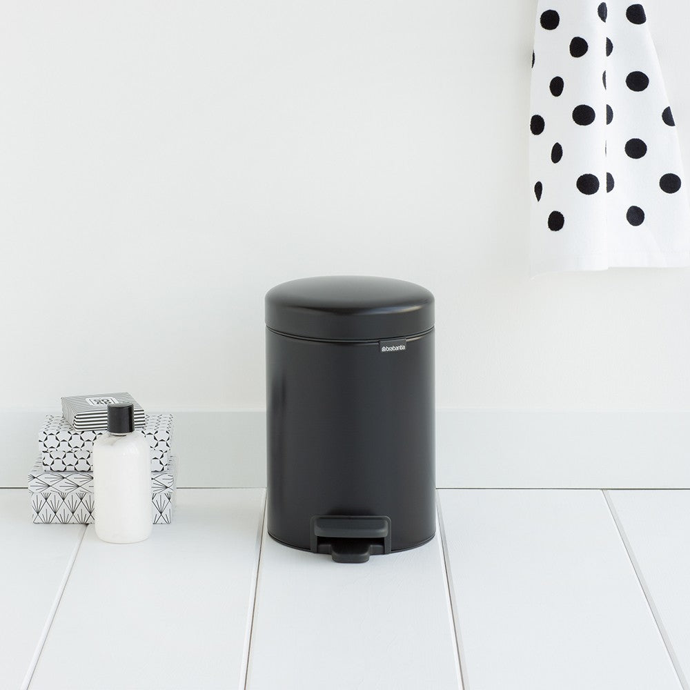Brabantia Pedal Bin Newicon 3,0 L black matt