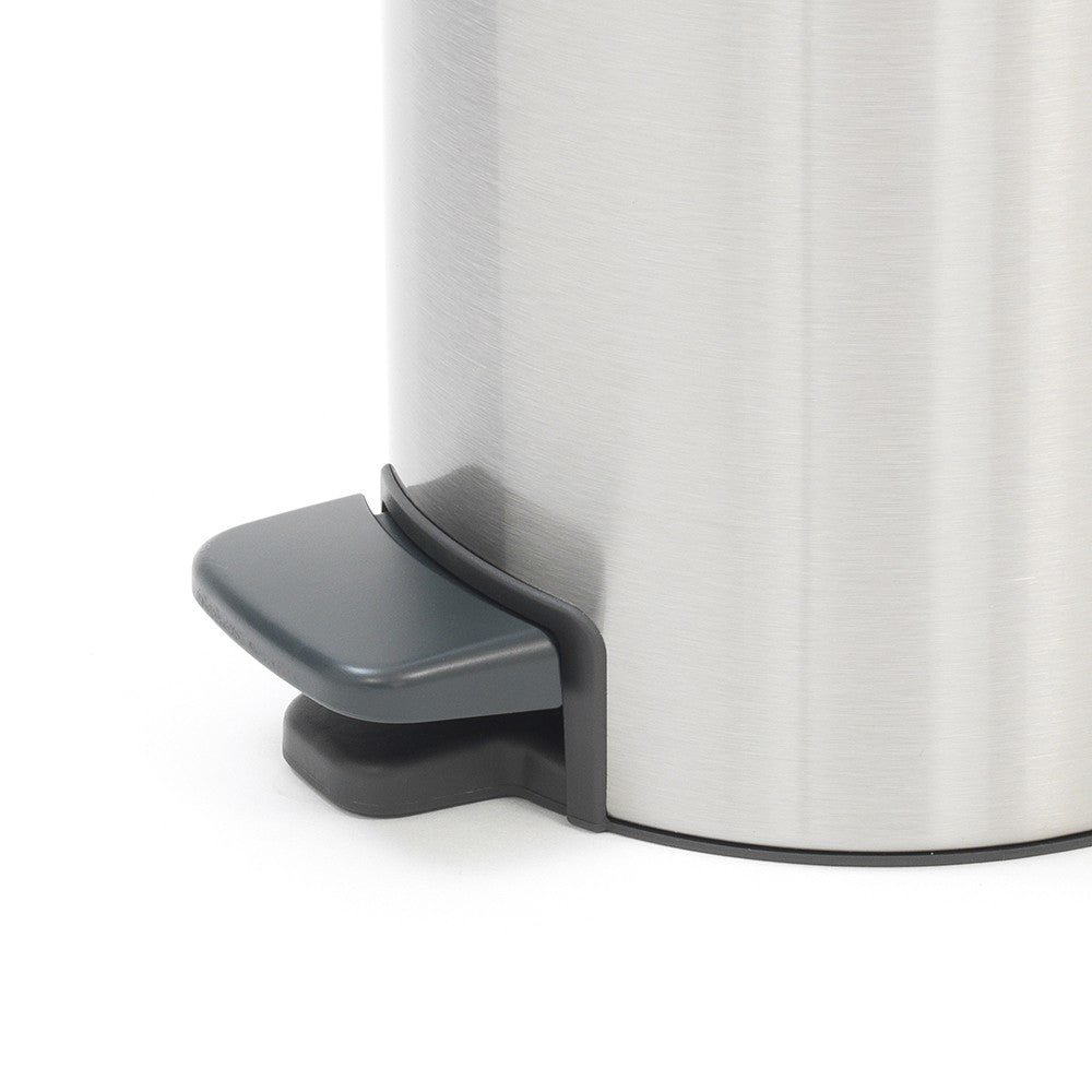 Brabantia Pedal Bin Newicon 3,0 L steel matt