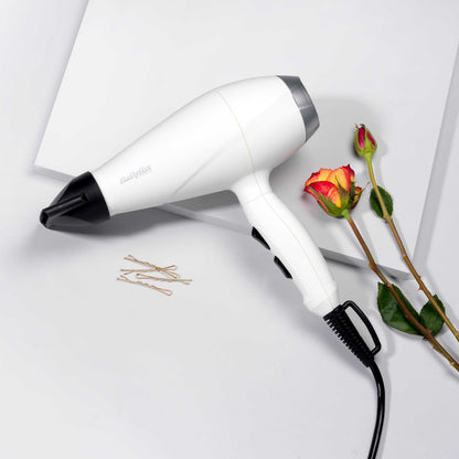 Πιστολάκι μαλλιών BaByliss 6704WE 2000 W σε μαύρο και λευκό χρώμα