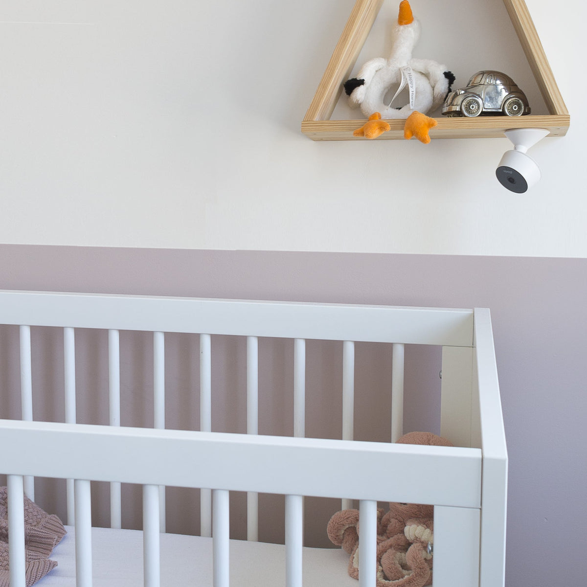Alecto SMARTBABY5 WiFi Baby Monitor with Camera, White