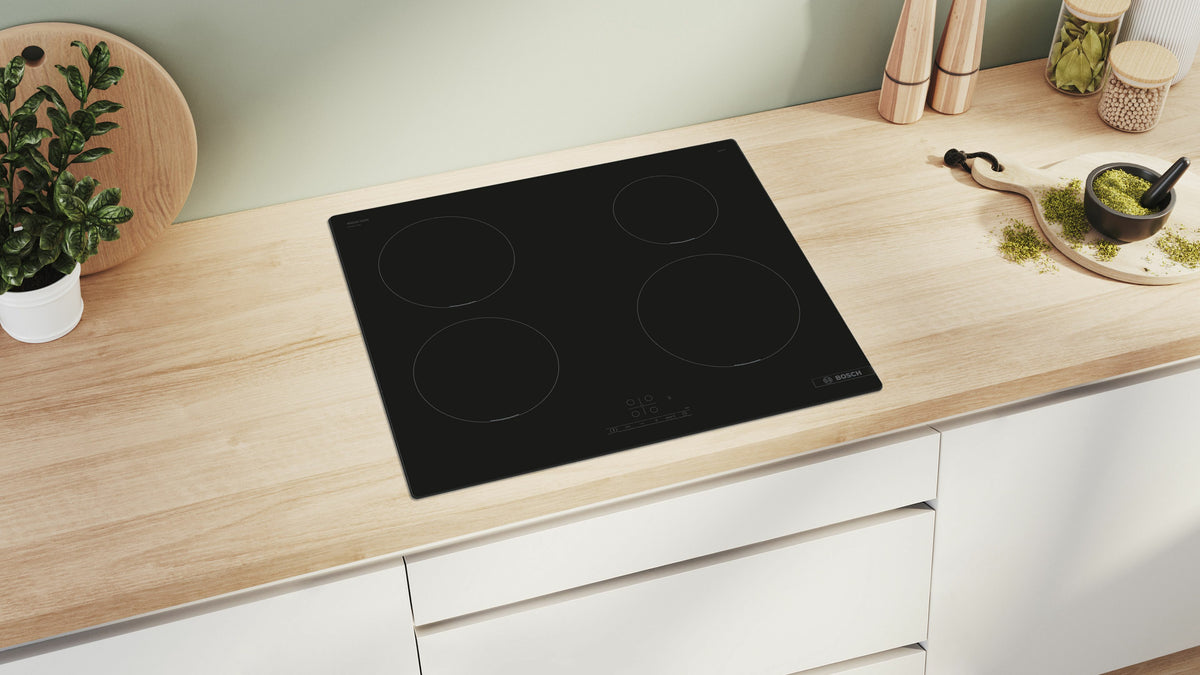 Bosch Serie 4 PUE611BB5E hob Black Built-in 60 cm Zone induction hob 4 zone(s)