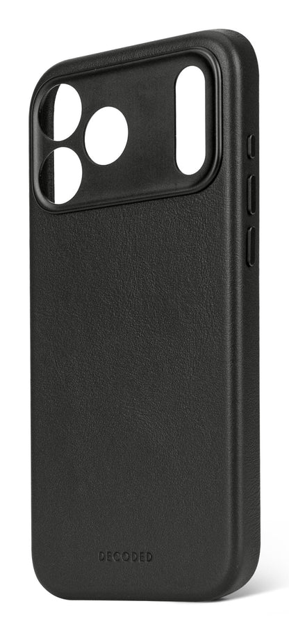 Decoded Leather Backcover for iPhone 17 Pro in Black