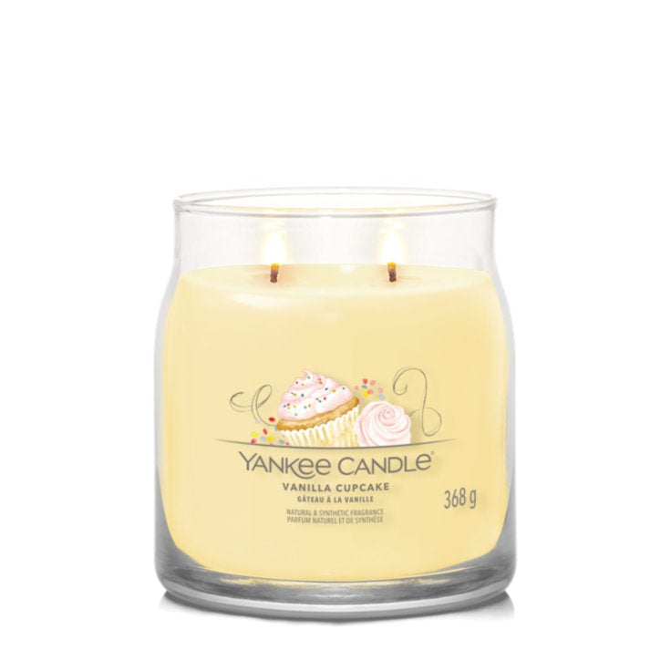 Medium Candle VANILLA CUPCAKE YANKEE