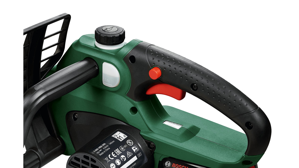Bosch UniversalChain 18 cordless chainsaw