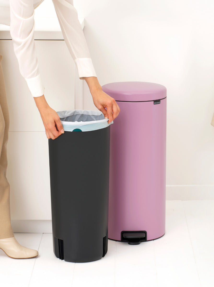 Κάδος Brabantia Treteimer Newicon 30 λίτρων σε χρώμα Λιλά Ροζ