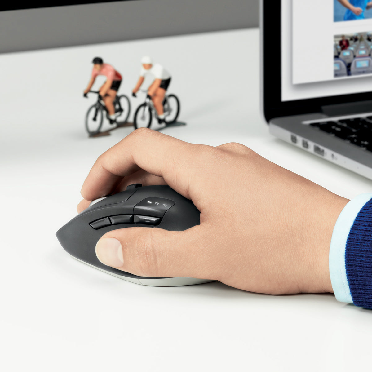 Logitech M720 Triathlon Wireless Mouse - Black