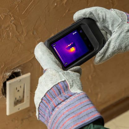 FLIR C3-X? thermal imaging camera Black 1800 mAh Vanadium Oxide Uncooled Focal Plane Arrays Built-in display 128 x 96 pixels LCD 640 x 480 pixels