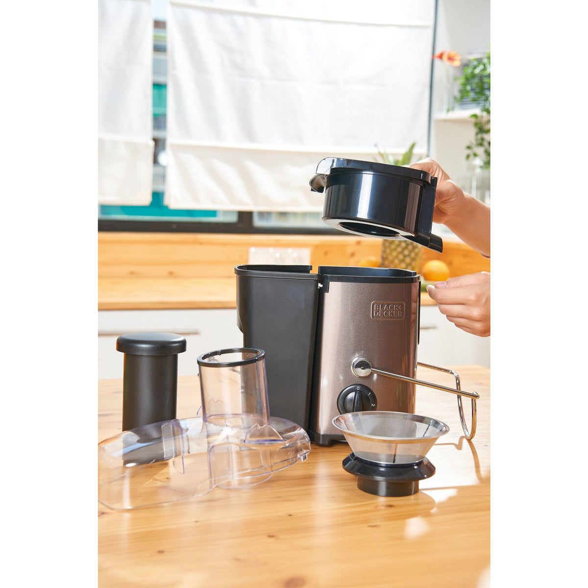 Juicer Black+Decker BXJE600E  (600W; black)