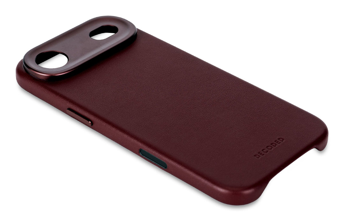 Decoded Leather Backcover for iPhone 17 Air in Dark Ruby