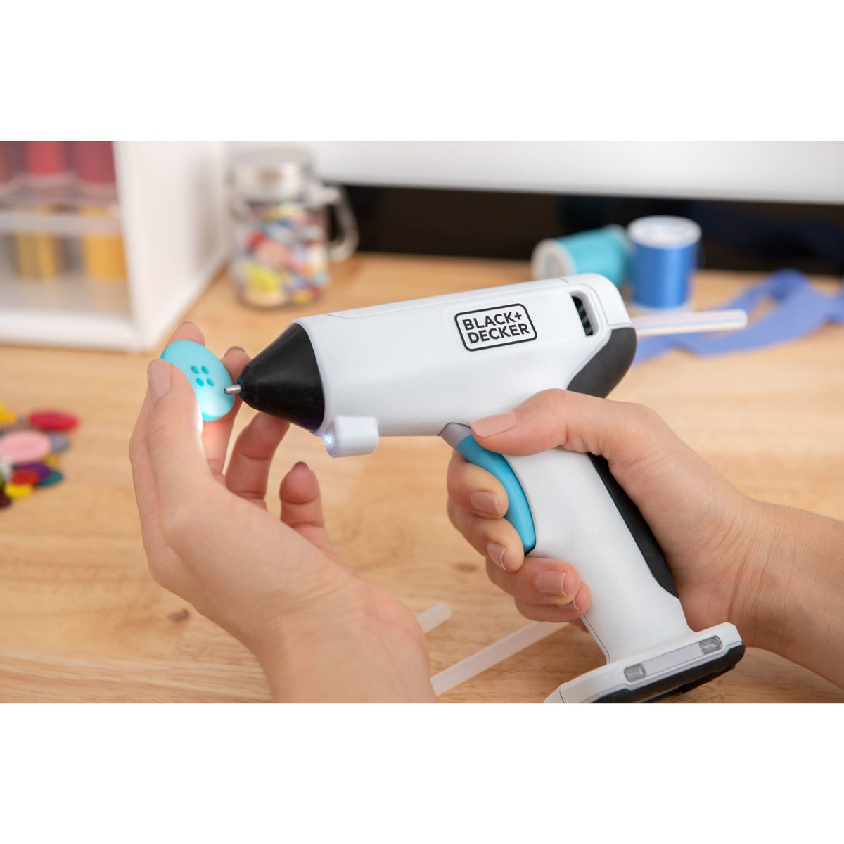 Black + Decker BCGL115 Cordless Hot Glue Gun