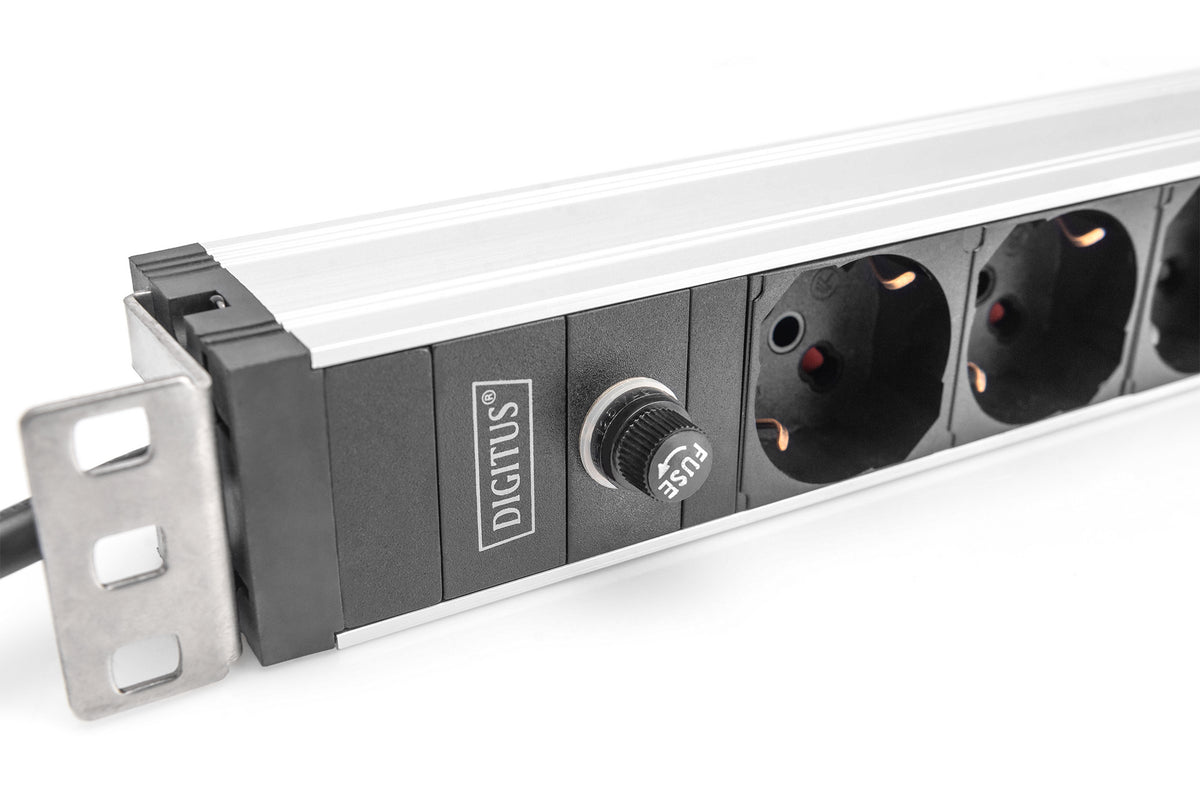 DIGITUS 8-Fach Steckdosenleiste 1HE PDU, IEC C14 St. IT