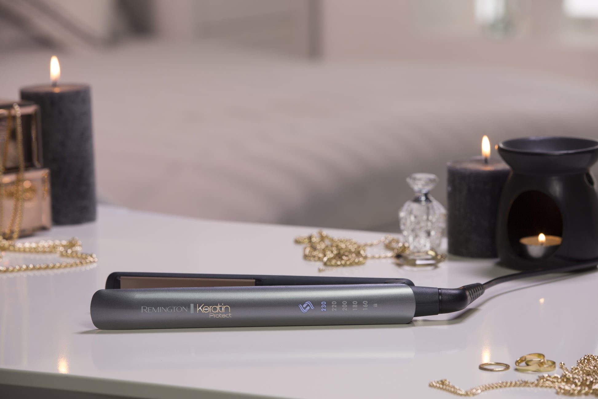 Ισιωτική Πρέσα Remington S8598 σε Χρώματα Μαύρο Θερμό και Γκρι, Καλώδιο 3 μέτρα