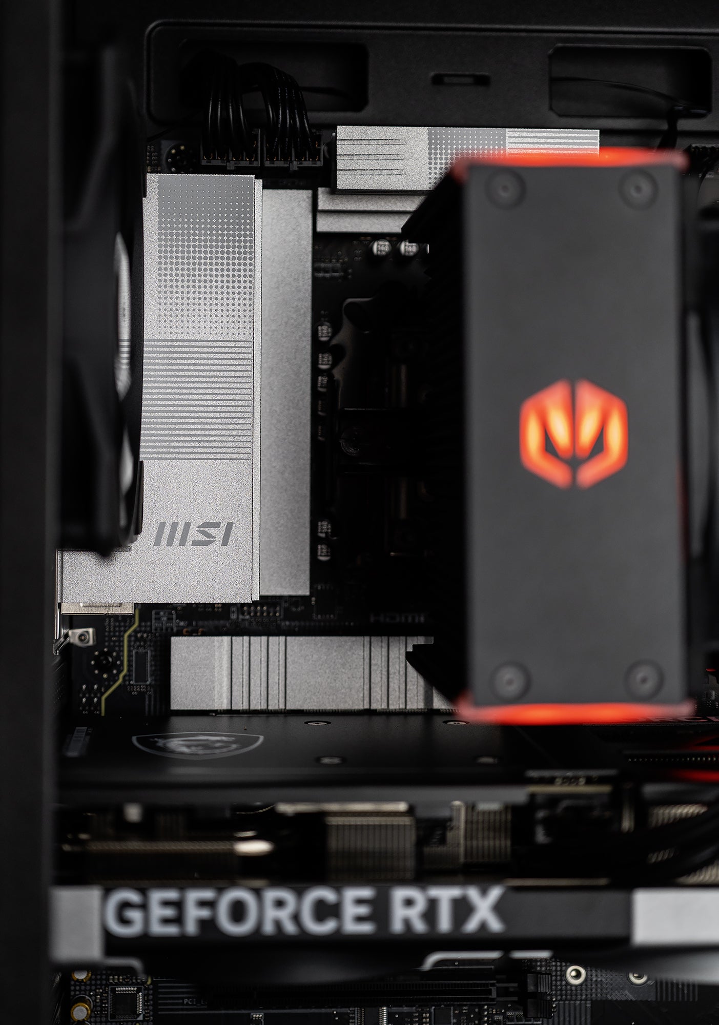 Actina 5901443421597 Υπολογιστής AMD Ryzen™ 9 7900 με 32 GB DDR5-SDRAM, 1 TB SSD και NVIDIA GeForce RTX 5070 Ti σε Μαύρο Midi Tower