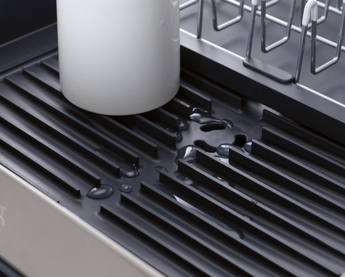 Joseph Joseph Extend Stainless- steel Expandable Dish Drainer