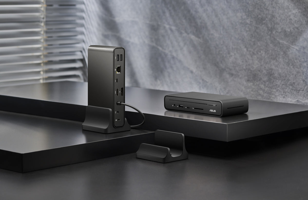 ASUS DC300 Triple Display USB-C Docking Station, USB 3.2 Gen 2 (3.1 Gen 2) Type-C, Black