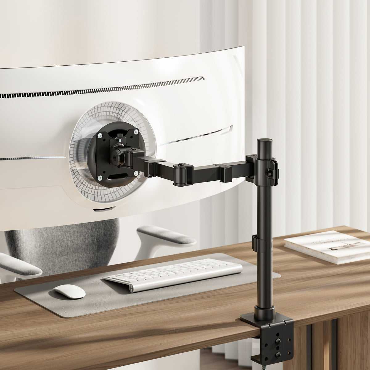 Equip Table Mount 17"–32" / 1 TFT 360° 20 kg, Black