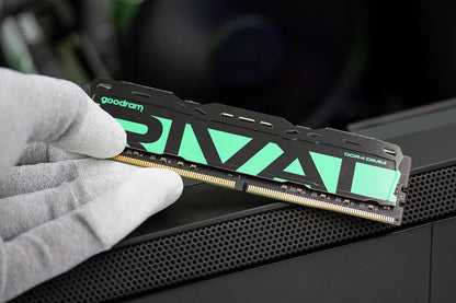 Goodram *DDR4 Rival Radiant 8GB (1* 8)/3200 CL16 Green memory module 1 x 8 GB 3200 MT/s 288-pin DIMM