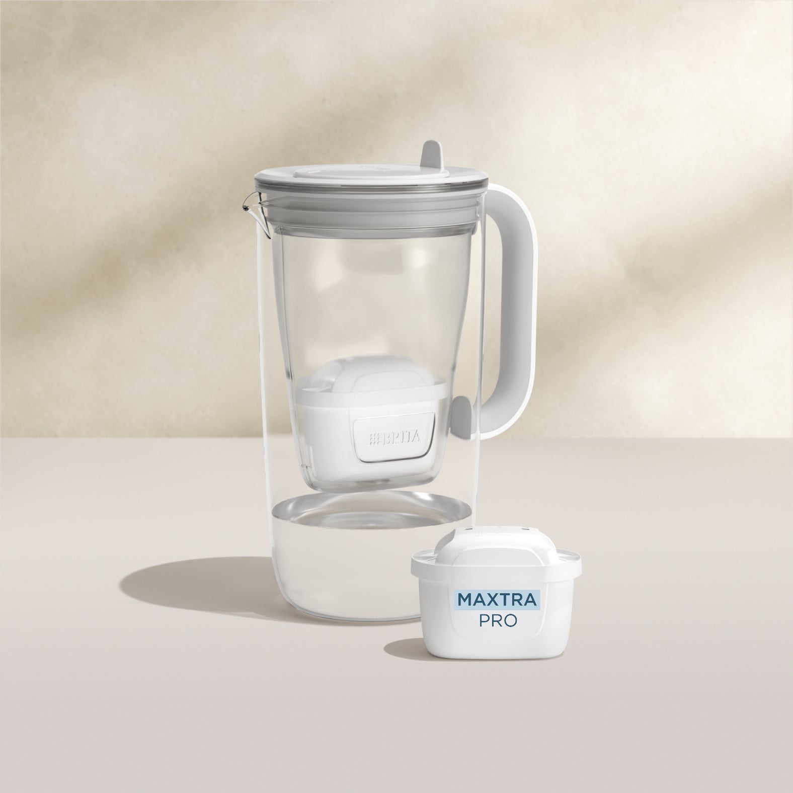 Brita Glass+ filter jug with 2 MaxtraPro PP cartridges (blue; 2.5 l)
