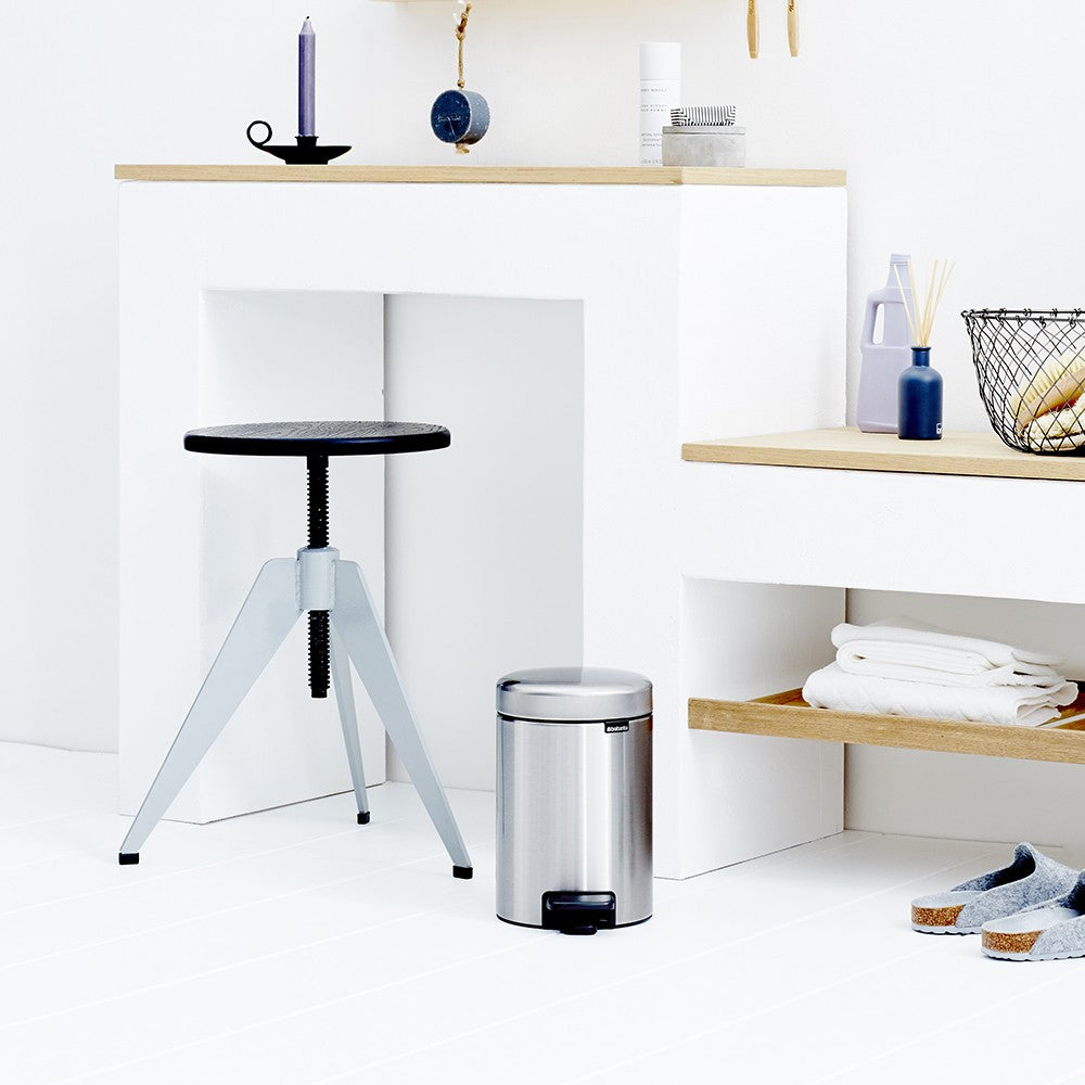 Brabantia Pedal Bin Newicon 3,0 L steel matt