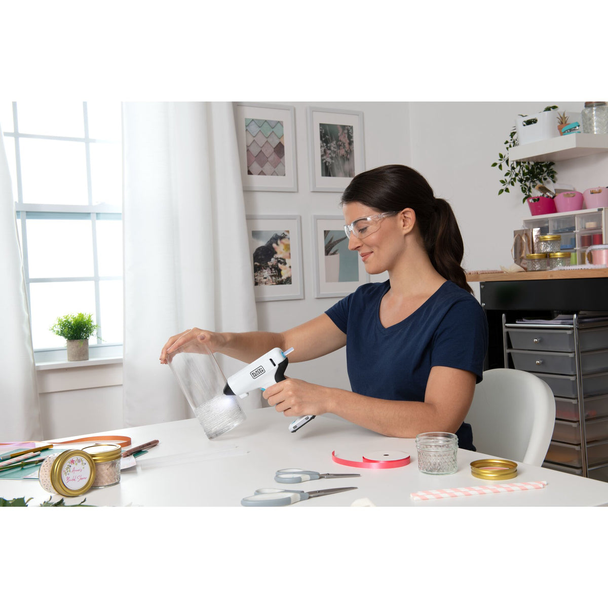 Black + Decker BCGL115 Cordless Hot Glue Gun