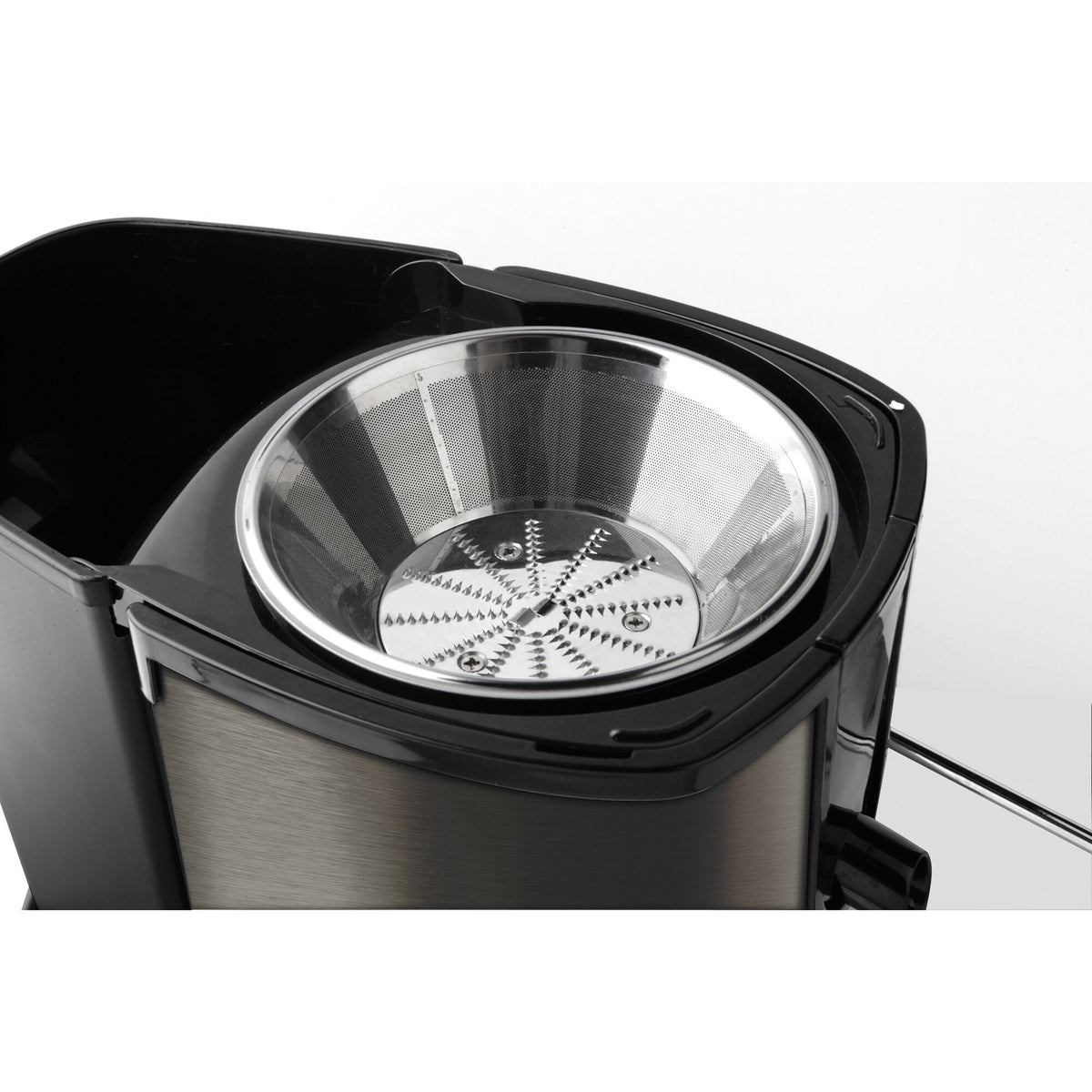 Juicer Black+Decker BXJE600E  (600W; black)