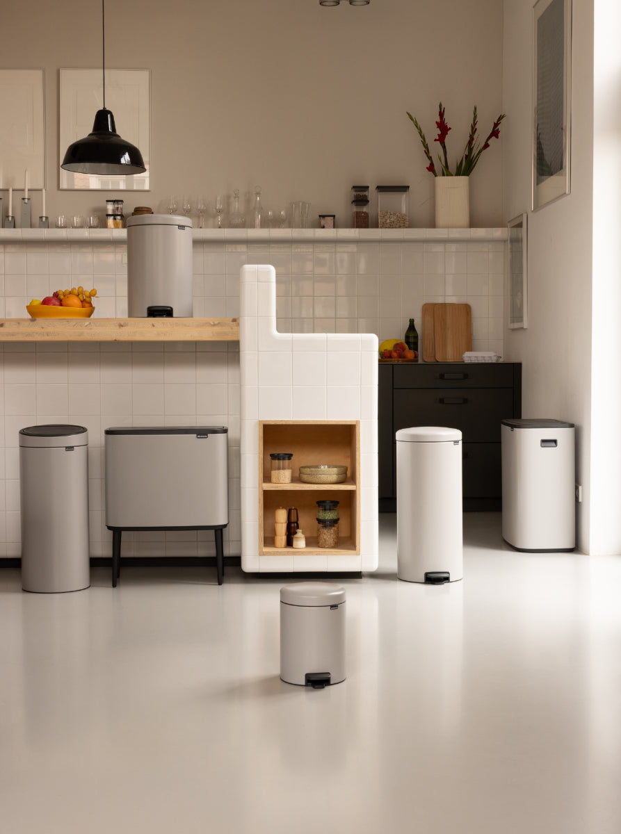 Brabantia Treteimer Newicon 30 L Soft Grey