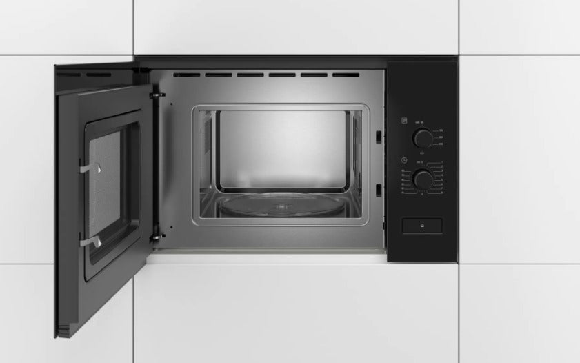 Bosch Serie 4 BFL520MB0 microwave Black Solo microwave Built-in 20 L 800 W