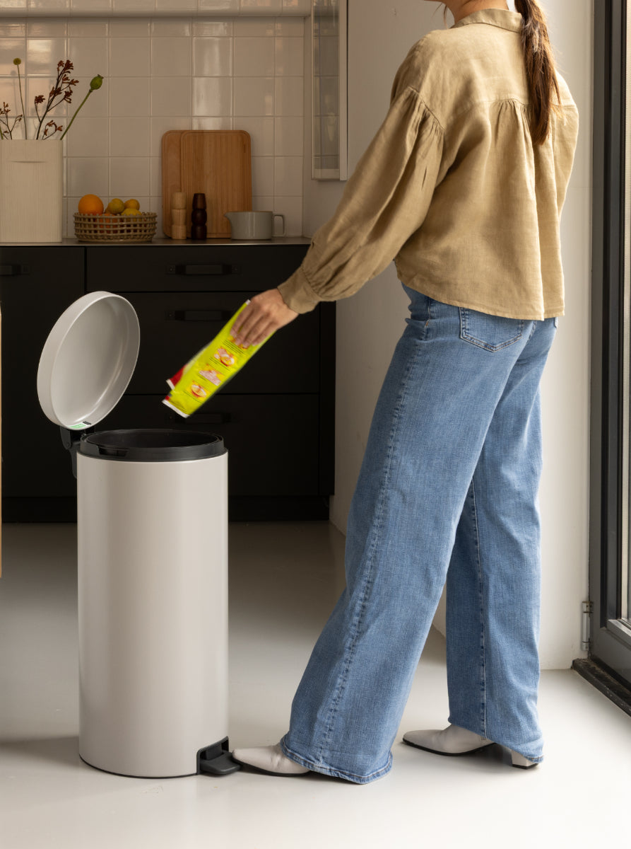 Brabantia Treteimer Newicon 30 L Soft Grey