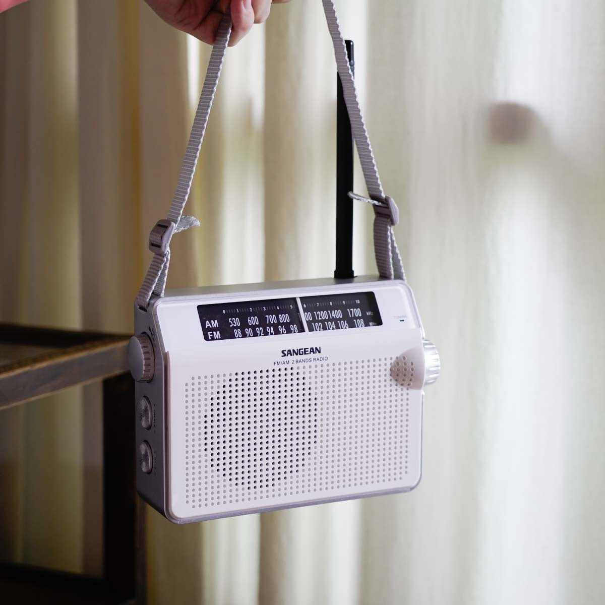 Sangean PR-D6 (Hedonic 60) white