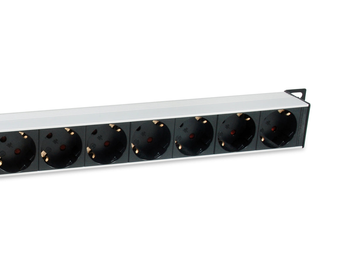 Equip 19" Steckdosenleiste CEE7/7 90°->8xSchuko+Switch  Alu.
